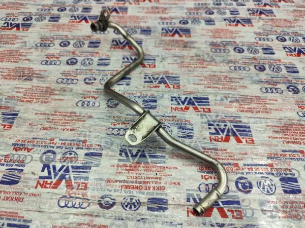 03C121469C | Soğutma Suyu Borusu | VW Golf, Jetta, Touran VAG