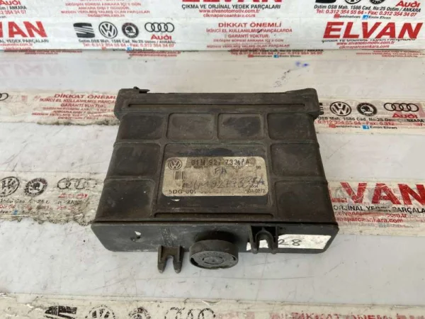 01M927733A | Otomatik Şanzıman Beyni | VW Golf, Passat VAG