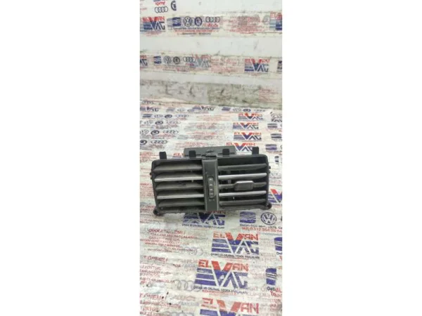 3G0864298K | VW Passat Arka Havalandırma Izgarası VAG