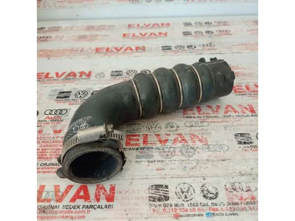 8E0145738D | Audi A4 İntercooler Hortumu VAG