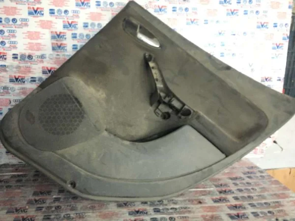 5P0867212 | Sağ Arka Kapı Döşemesi | Seat Altea, Toledo VAG