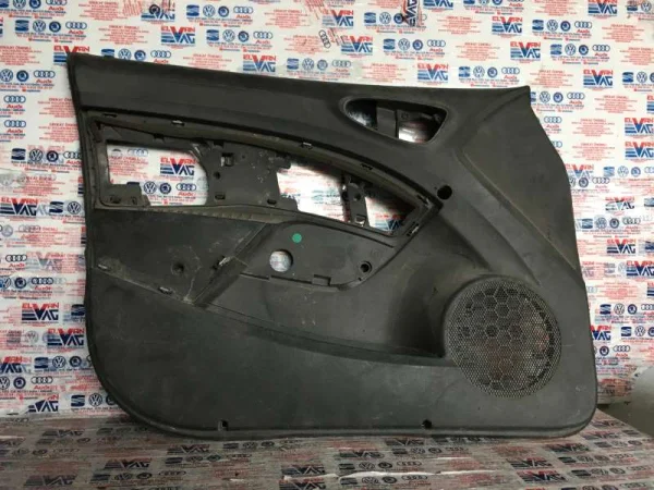 6J4867011B | Seat Ibiza Sol Ön Kapı İç Kaplaması VAG