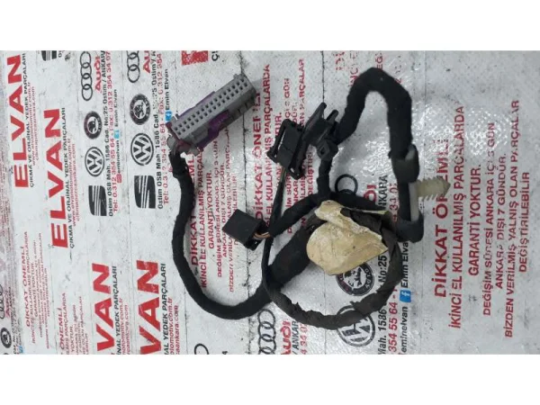 1K5971558A | VW Jetta Kapı Kablo Tesisatı VAG