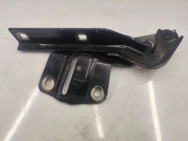 5C6823302A | VW Jetta Sağ Kaput Menteşesi VAG