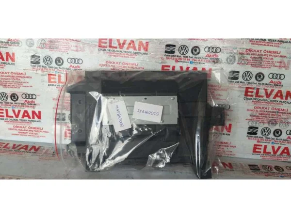 5G0035933 | VW Golf Amfi Bağlantı Braketi VAG
