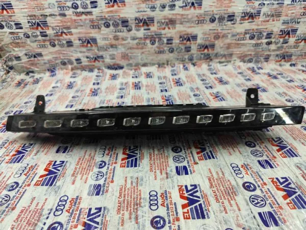 4L0953041D | Audi Q7 Ön Sol Tampon Sinyali VAG