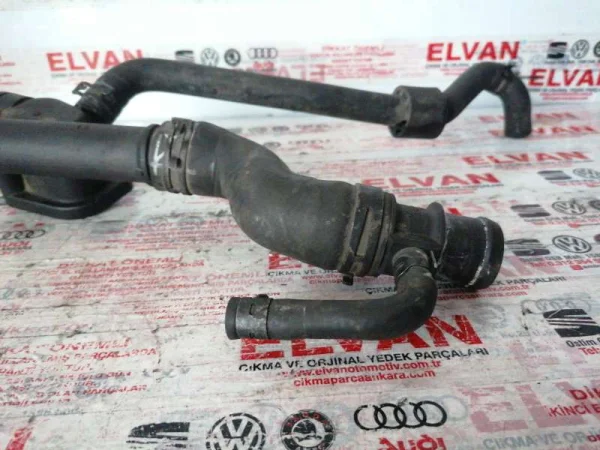 1K0121087B | Su Flanşı | VW Caddy, CC - Audi A1, A3 - Seat Altea, Ateca VAG