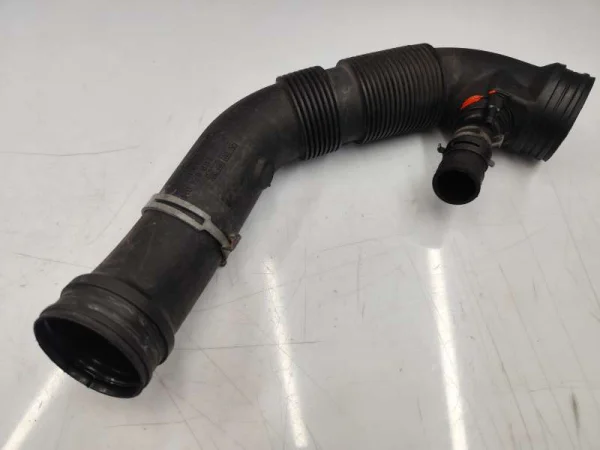 1K0129684 | Hava Filtre Borusu | VW Eos, Golf, Jetta - Audi A3 - Seat Altea, Leon VAG