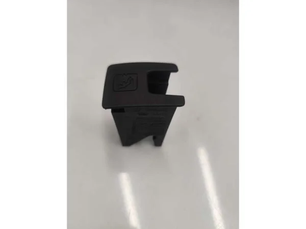3G0887187 | VW Passat Isofix Kapağı VAG