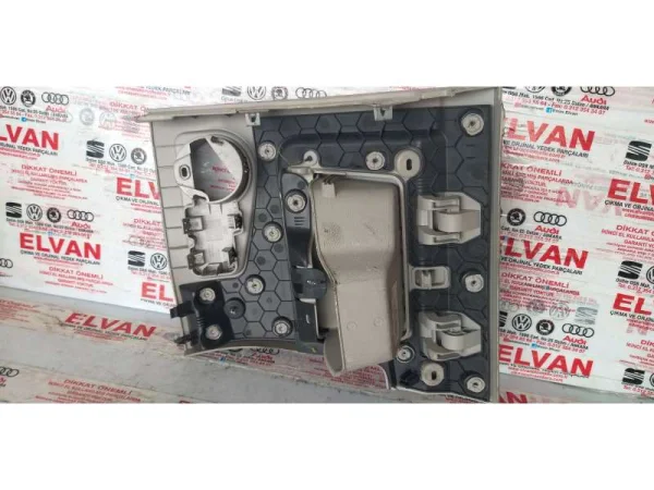 5NN858341A | VW Tiguan Göğüs Kaplaması VAG