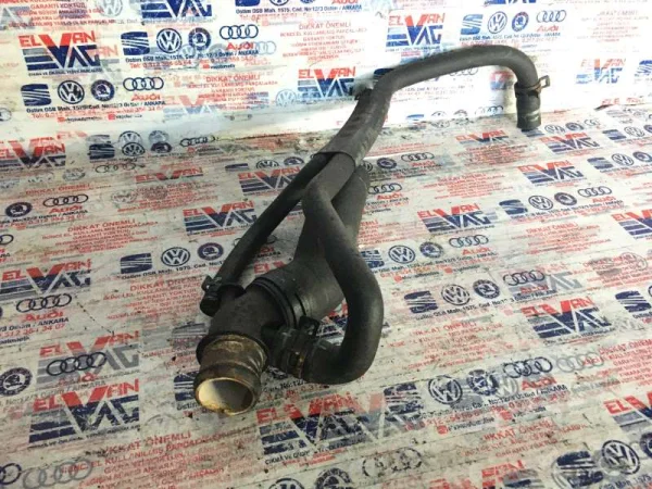 1J0121086C | Audi A3 Soğutma Suyu Hortumu VAG
