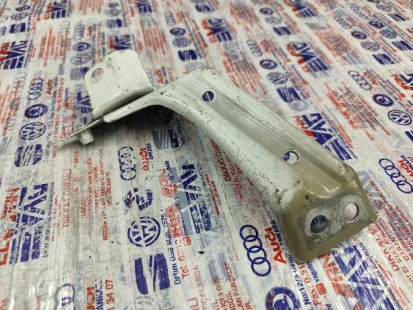 3G0821141 | VW Passat Sol Çamurluk Bağlantı Sacı VAG