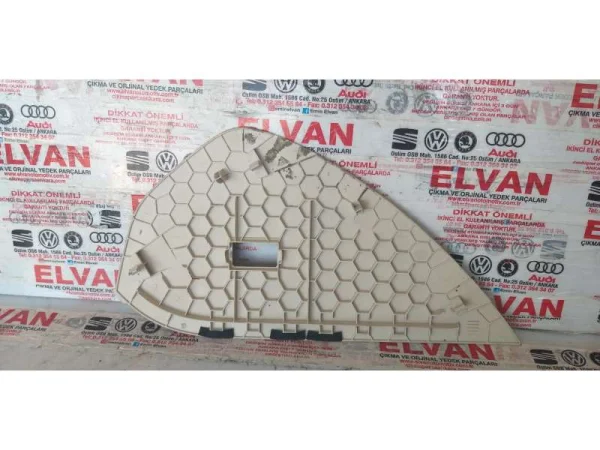 3G0858248C | VW Passat Göğüs Yan Kapağı VAG