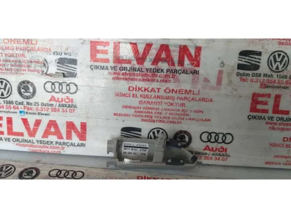 8V0853191 | Göğüs Yazısı | Audi A3, RS 3, TT VAG