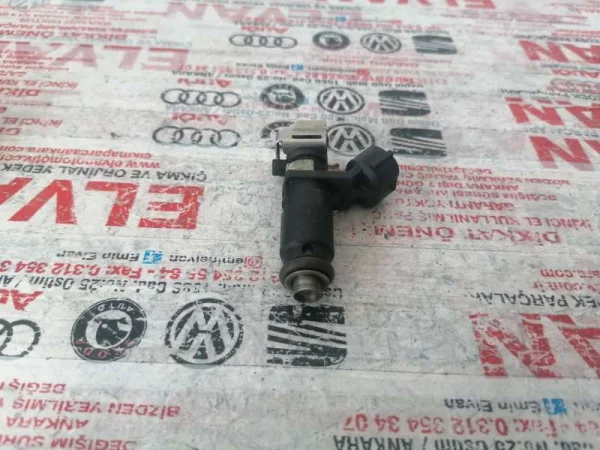 06A906031CM | Enjektör | VW Golf, Jetta - Audi A3 - Seat Altea, Leon VAG