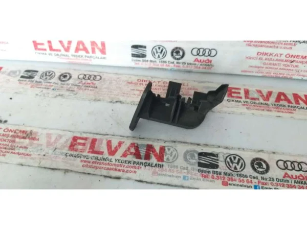 06K971497B | Vuruntu Sensörü Yuvası | VW Golf - Audi A4, A5, Q5 - Skoda Octavia VAG