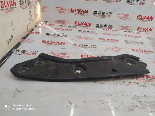 1T0805931 | Sol Far Üstü Sacı | VW Caddy, Touran VAG