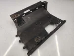 7H0807130A | VW Transporter Arka Sağ Stop Alt Braketi - 2