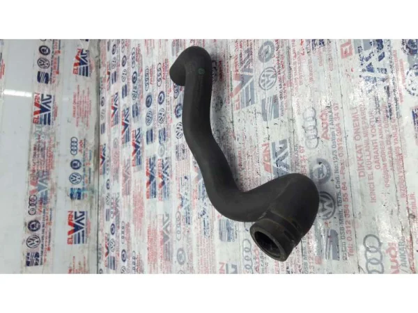 7H0121073F | VW Transporter Soğutma Suyu Hortumu VAG