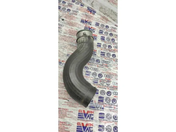 7E0145709 | VW Transporter Turbo Hortumu VAG