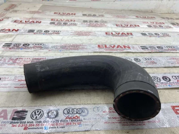 2D0145828H | VW LT İntercooler Hortumu VAG