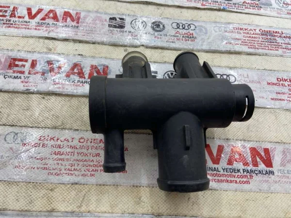 251121442 | Soğutma Suyu Dağıtıcı Manifoldu VAG