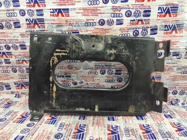 7E0804781 | VW Transporter Akü Bağlantı Ayağı VAG