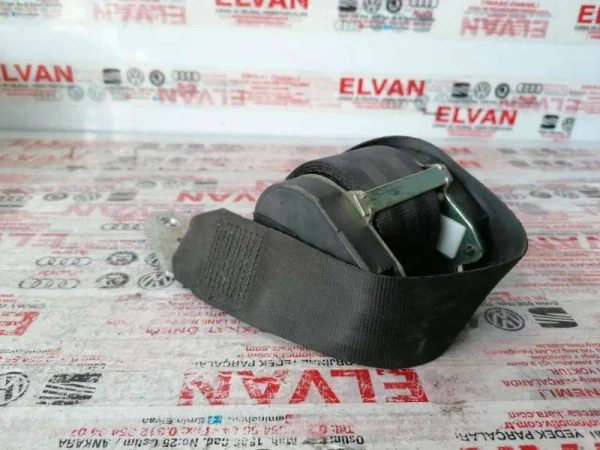 1P0857805C | Seat Leon Sol Arka Emniyet Kemeri VAG