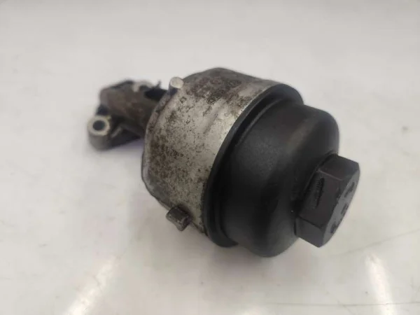 03D115403D | Yağ Filtre Kütüğü | VW Polo - Seat Ibiza, Toledo - Skoda Fabia, Rapid, Roomster VAG