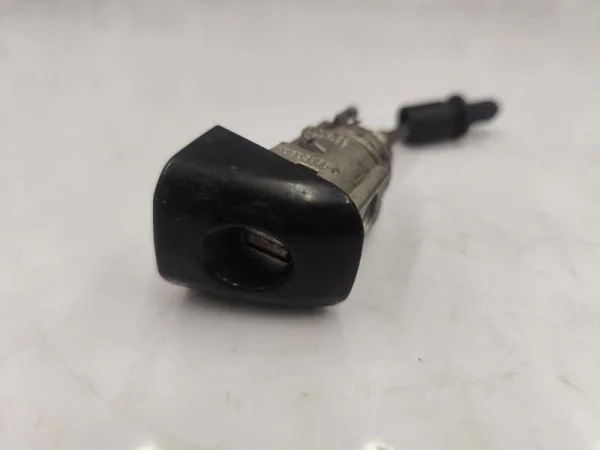 8T1837167 | Kapı Kilit Silindiri VAG