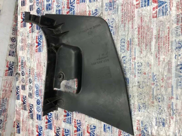 5C7863483 | VW Jetta Sol Ön Direk İç Kaplaması VAG