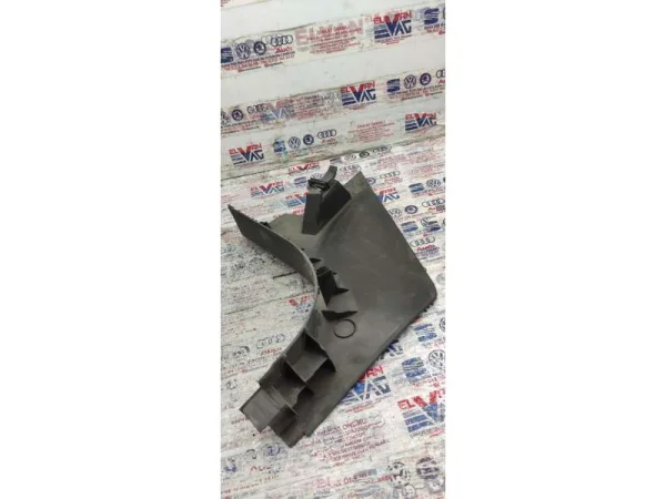 5C7863484 | VW Jetta Sağ Ön Ayak Dayama Paneli VAG