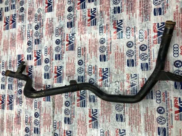037121065 | Soğutma Suyu Borusu | VW Passat - Seat Toledo VAG