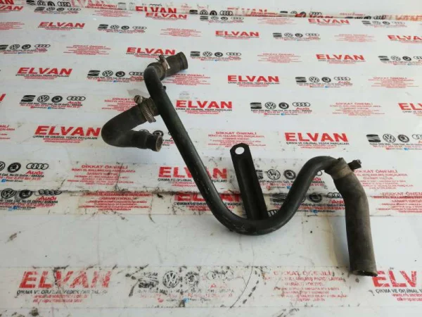 048121065D | Audi 80 Serisi Soğutma Suyu Borusu VAG