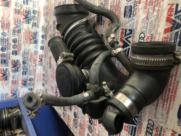 058133784G | Vakum Hortumu | VW Passat - Audi A4, A6 VAG