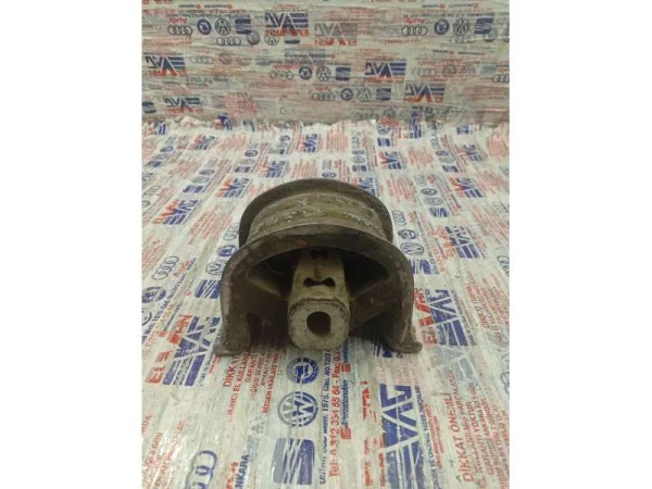 7H0199848G | VW Transporter Ön Motor Takozu VAG