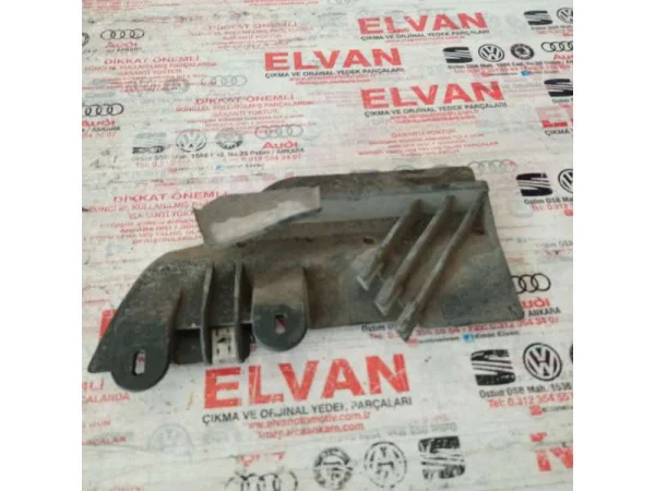 1K8854855 | VW Scirocco Arka Sol Marşpiyel Kaplaması VAG