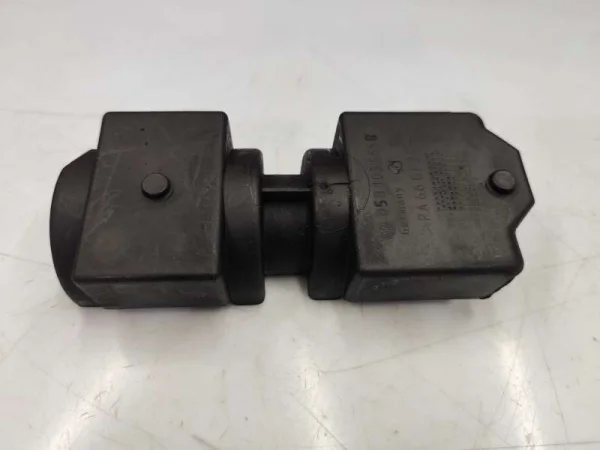 058103555B | Yağ Yönlendirici | VW Bora, Golf - Audi 200 Serisi, A3 - Seat Alhambra, Cordoba VAG