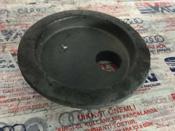 7H0863467 | VW Transporter Yük Sabitleme Halkası Kapağı VAG