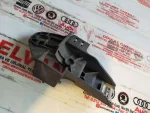 1K1863143B | Orta Konsol Bağlantı Braketi | VW Golf - Seat Altea, Toledo - 2