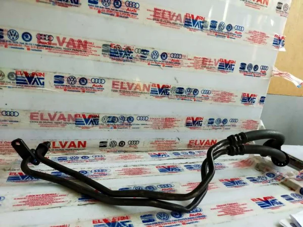 8D0317819P | Şanzıman Yağ Soğutucu Hortumu VAG