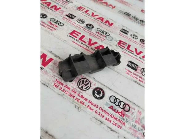 7H0907300A | VW Transporter Sigorta Kutusu Kapağı VAG
