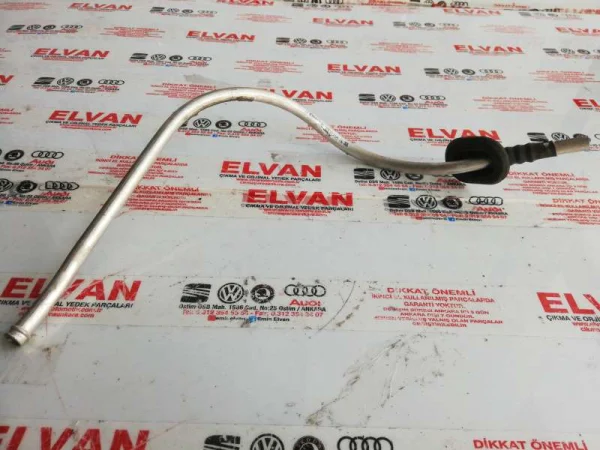 5Q0711949K | Skoda Octavia El Freni Halatı Kılavuz Borusu VAG