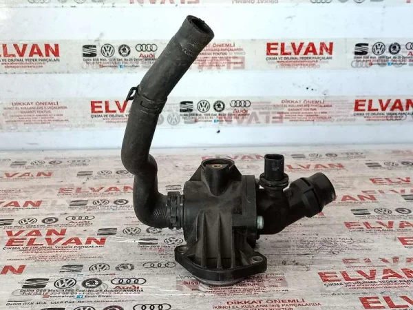 06F121111 | Komple Termostat Yuvası | VW Golf, Jetta, Passat - Audi A3 - Seat Altea, Leon VAG
