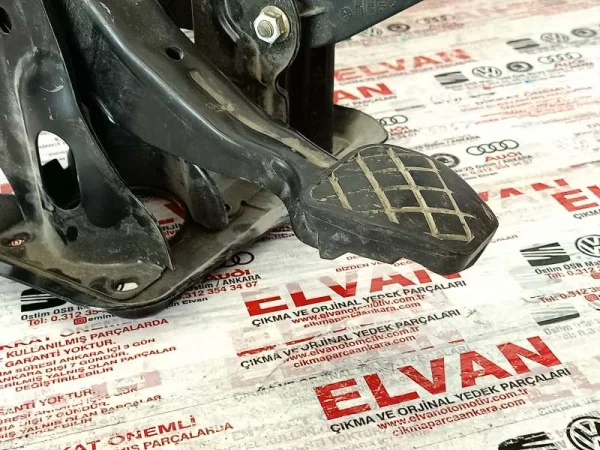 1J0721173C | Fren Pedalı Lastiği | VW Bora, Golf, Jetta, Polo - Audi A3 VAG