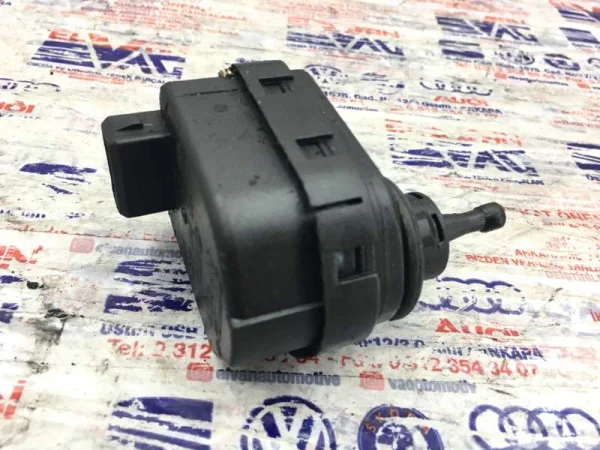 3BD941295 | VW Passat Far Yükseklik Ayar Motoru VAG