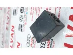 1L0951307 | Röle | VW Caddy, Polo - Seat Cordoba, Inca, Toledo - 2