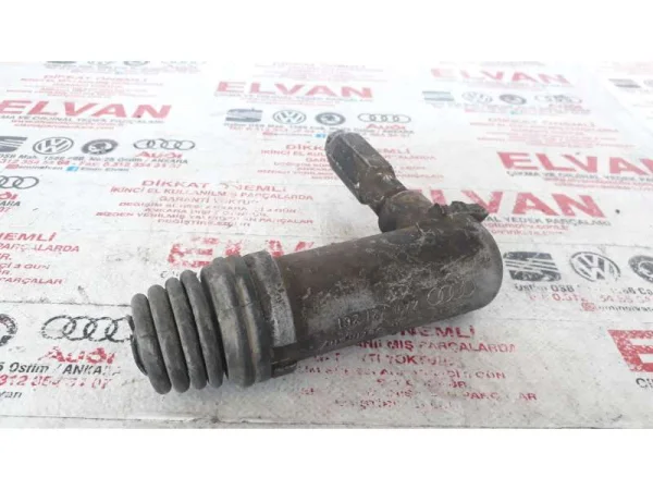 4A0721261 | Debriyaj Alt Merkezi | Audi 100 Serisi, 200 Serisi, 80 Serisi, A6, A8 VAG