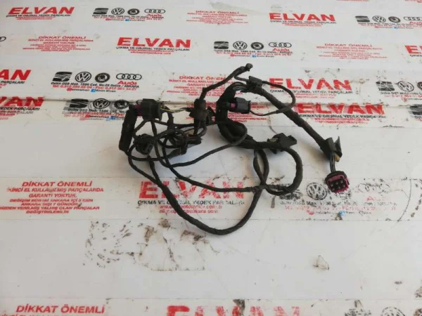 8K0971095E | Audi A4 Ön Park Sensör Tesisatı VAG