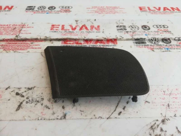 8D0035420 | Audi A4 Hoparlör Izgarası VAG